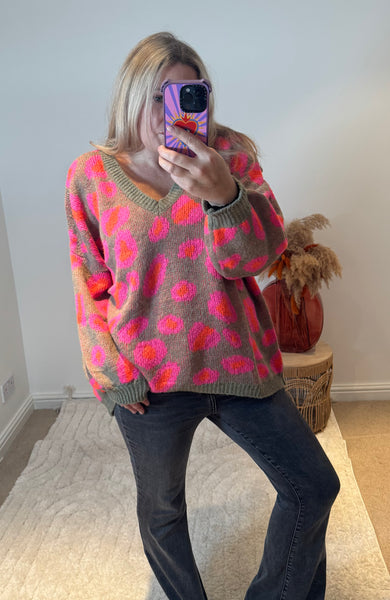 Bright Leopard Oversized V-Neck Jumper | Khaki/Orange/Pink