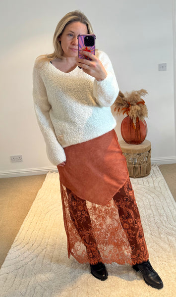 Mohair Blend V-Neck Jumper | Cream