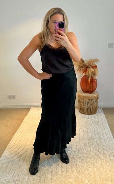 Aurora Satin Skirt | Black