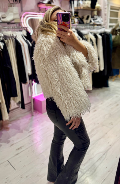 Mongolian Style Faux Fur Cropped Coat | Ivory