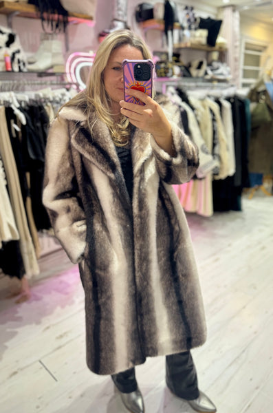 Luxury Faux Fur Ombre Coat | Black/White Multi