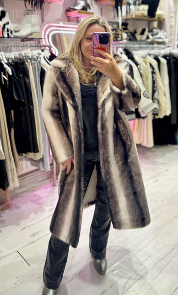 Luxury Faux Fur Ombre Coat | Black/White Multi