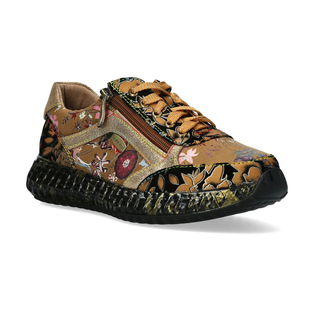 Laura Vita | Burton 11 Trainer | Chestnut