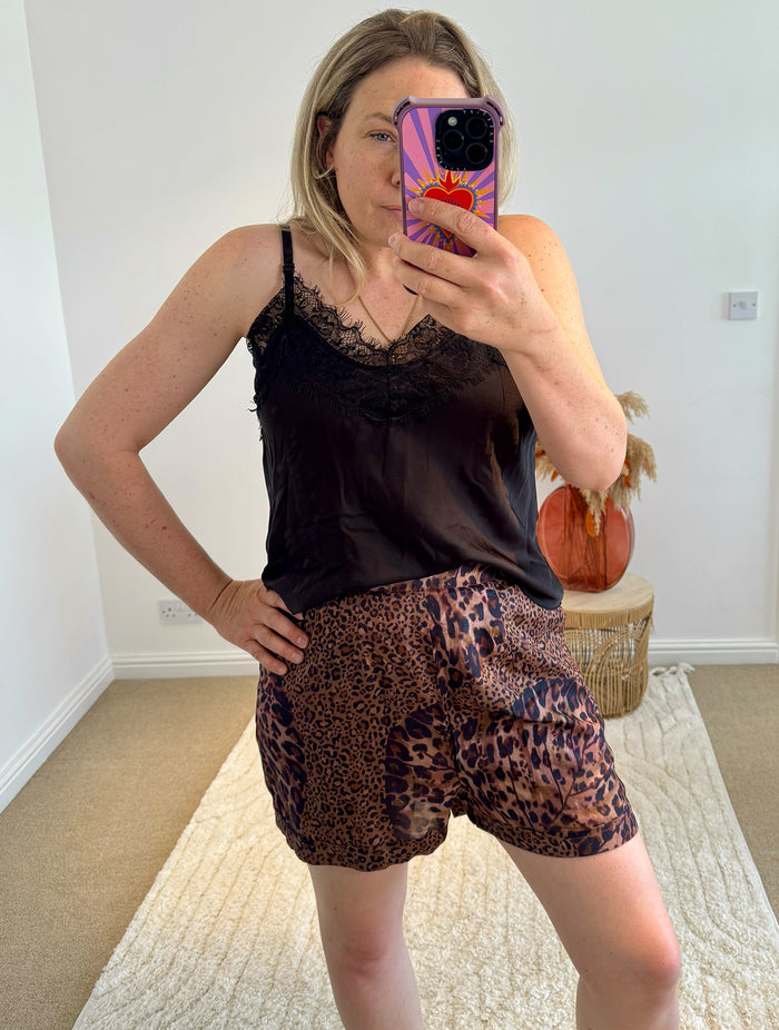 Printed Shorts | Leopard Tropical Print