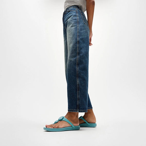 Fitflop|SOLAY Glossy-Disc Toe-Post Sandals Teal