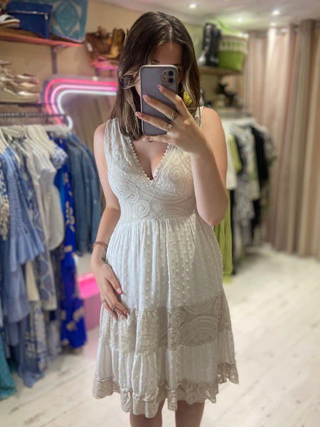 Riley Lace Tiered Short Dress | Stone