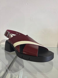 ART | 2063 Varsovia Block Heel Sandal | Shiny Burgundy/Cream