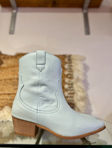 Leather Short Cowboy Boot | 05810 | Sky