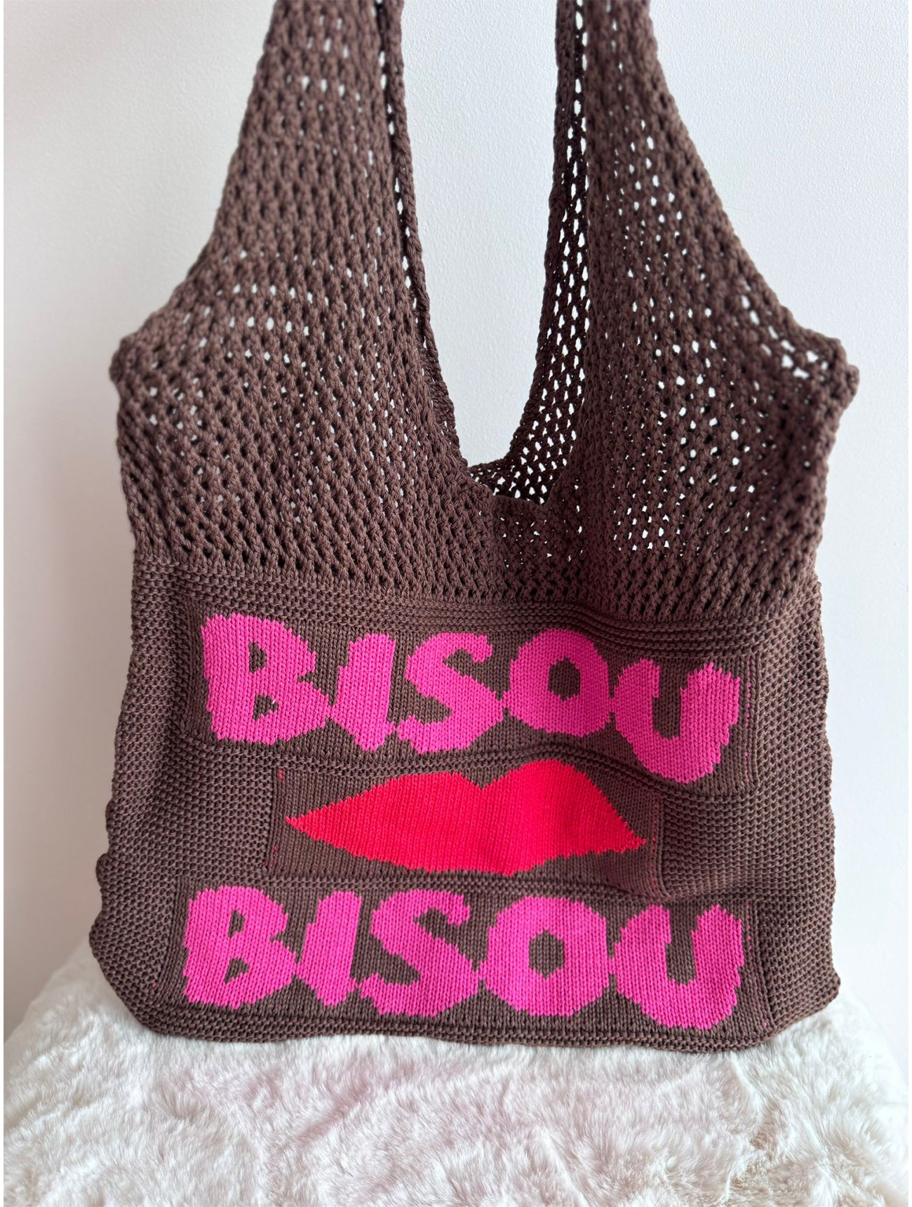 Bisou Bisou Knitted Shoulder Bag | Chocolate