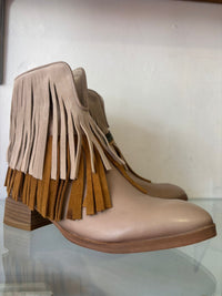 Felmini | Leather and Suede Fringed Flat Cowboy Boot | Plume/Sand