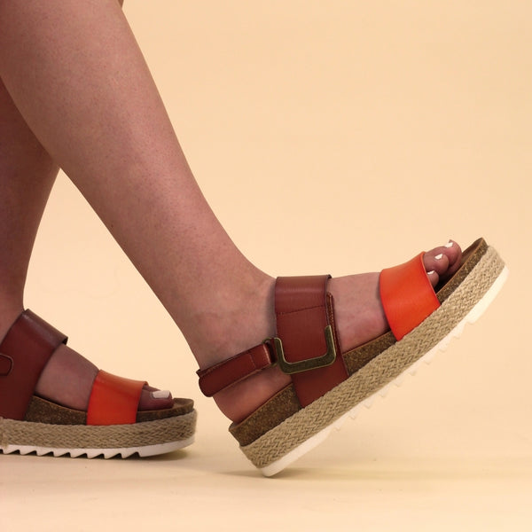 Deanna II Flatform Sandal | Orange