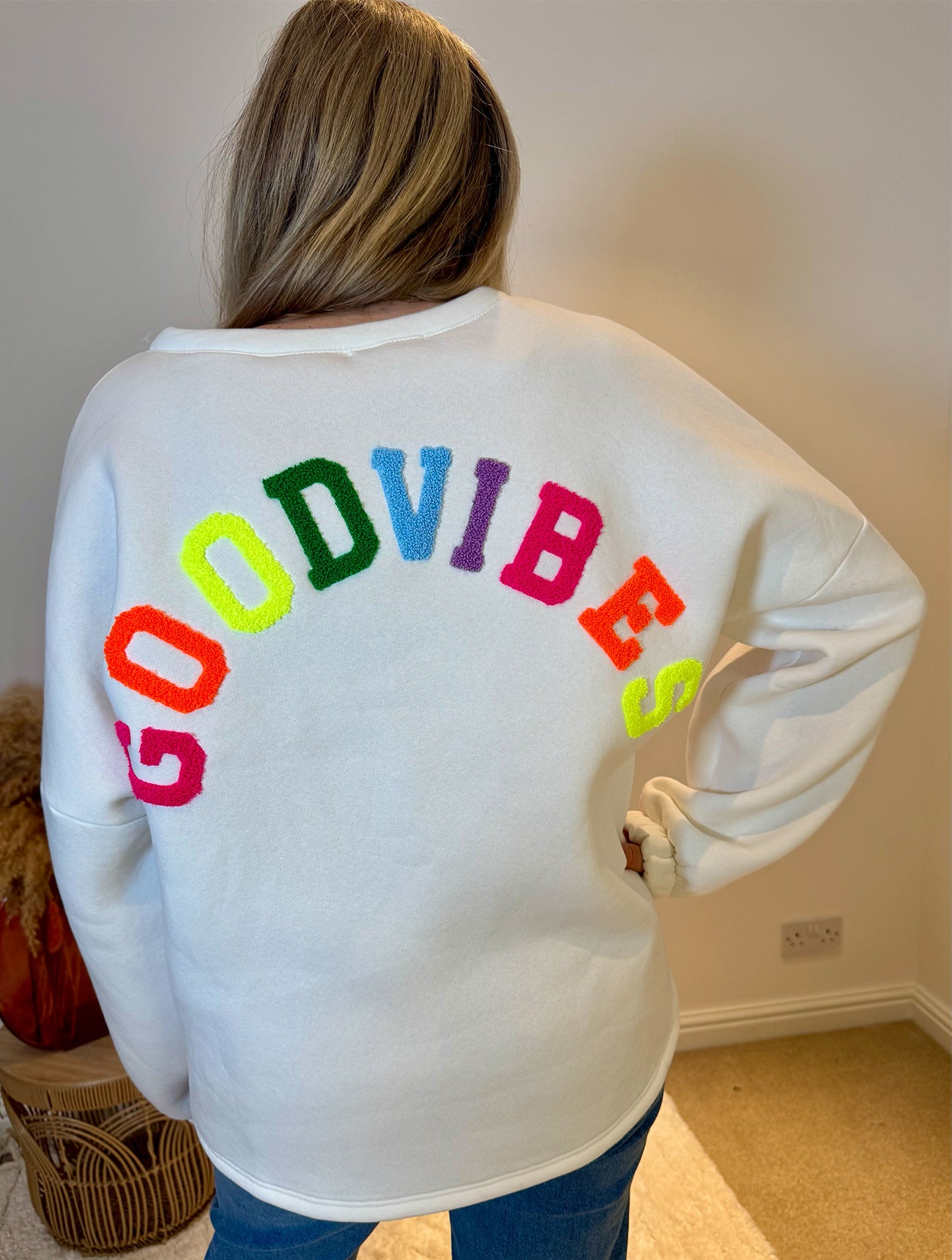 Good Vibes Soft Oversized Sweatshirt | White