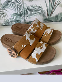 Yokono | JERBA-116 | Cow Print Slip On Sandal | Tan