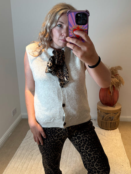 Chic Leopard Tie Neck Sleeveless Cardigan | Oatmeal