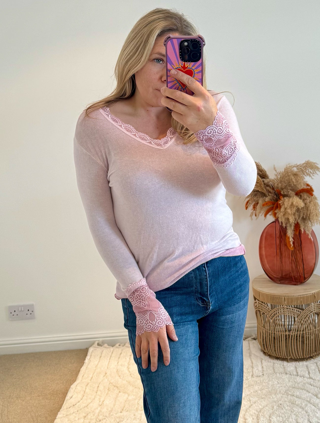 Lace Detail Long Sleeved V-Neck Top | Light Pink