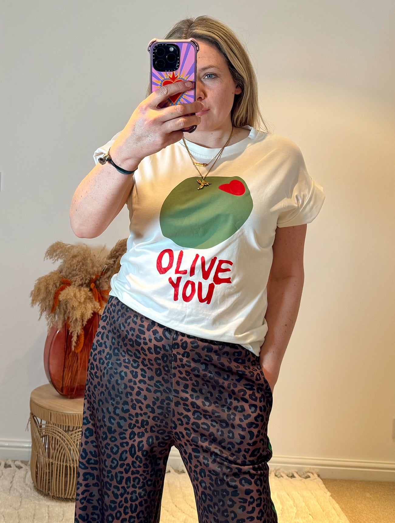 Olive You Graphic Print Tee | White