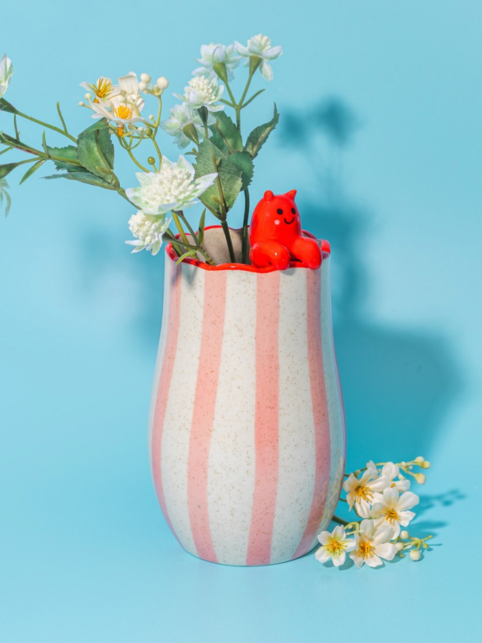 Lobster Peeking Vase