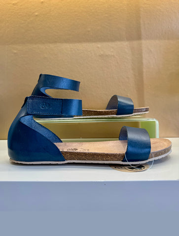 Yokono | Genova-400 | Flat Sandal with Ankle Strap | Navy
